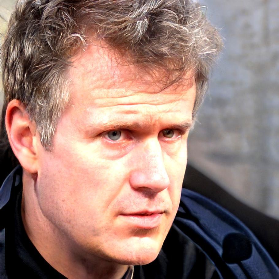 Retrato profesional de Teo Valldaura